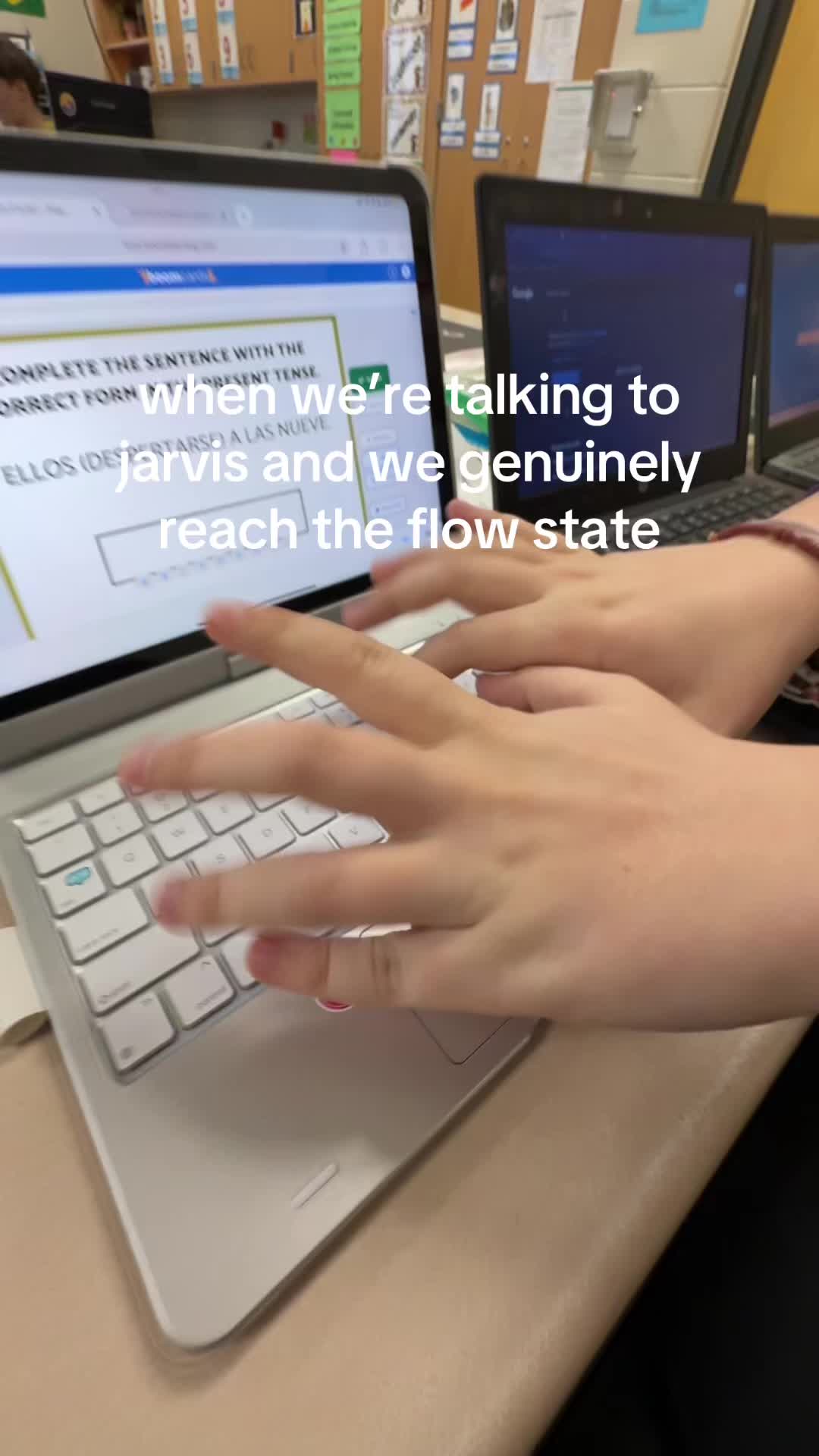 @lucyyandkeelyy