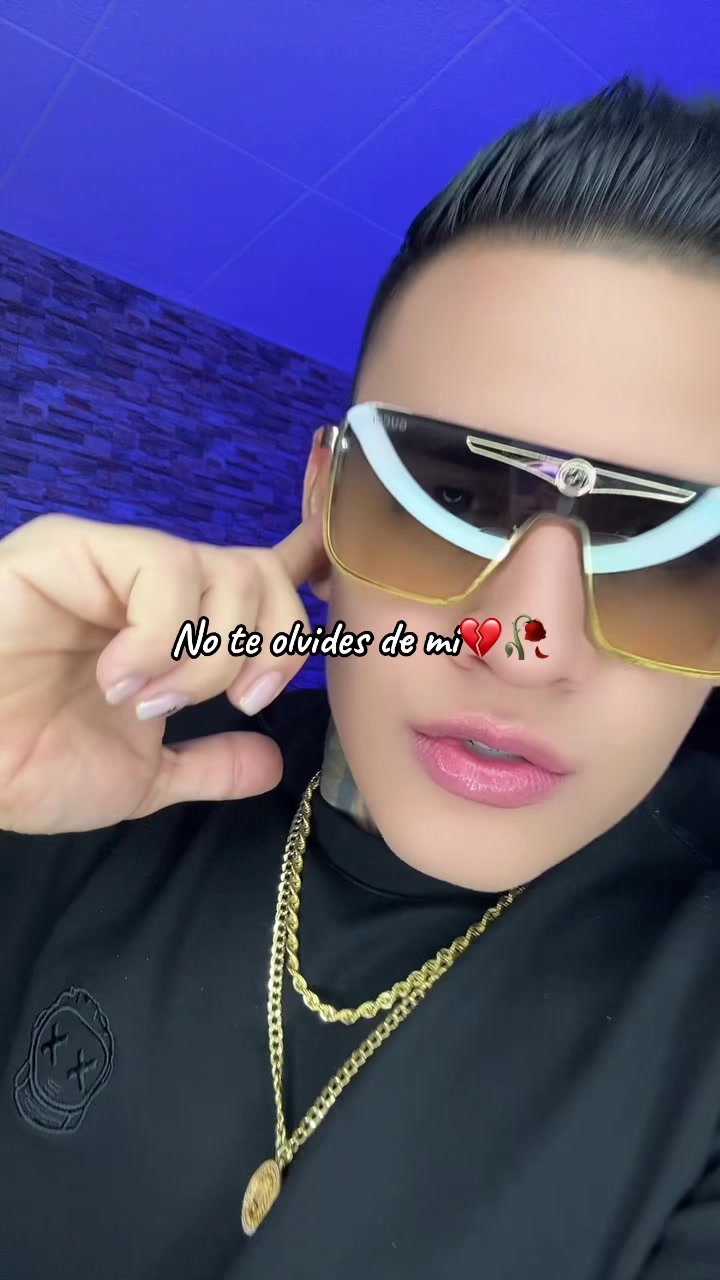 @Alexander🦅💫🇭🇳