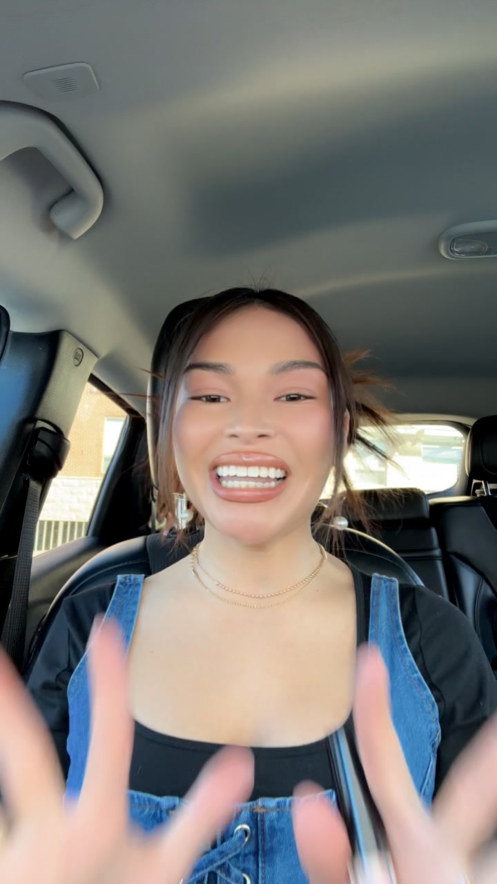 @Sienna Rae