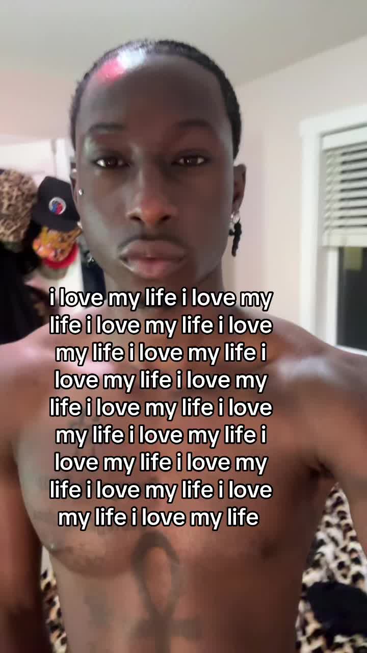 @￼