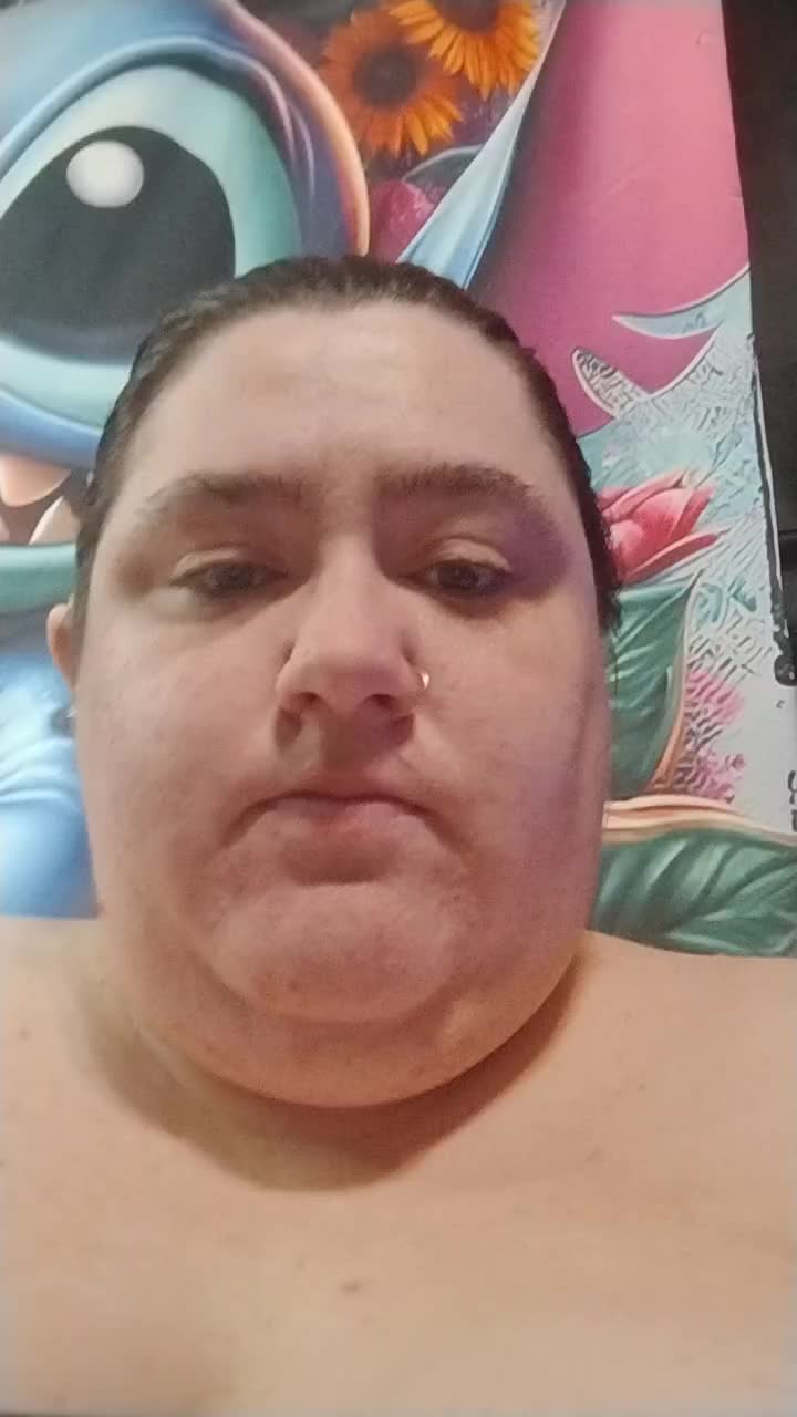 @DamagedDemonQueen