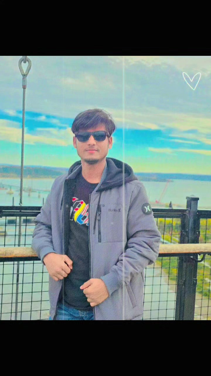 @𝐑𝐀𝐘𝐘𝐀𝐍🇨🇦🇧🇩