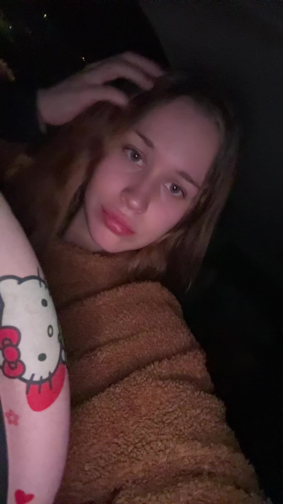 @misshoneyy222