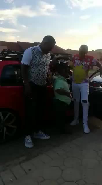 @Khumesh Ngobese