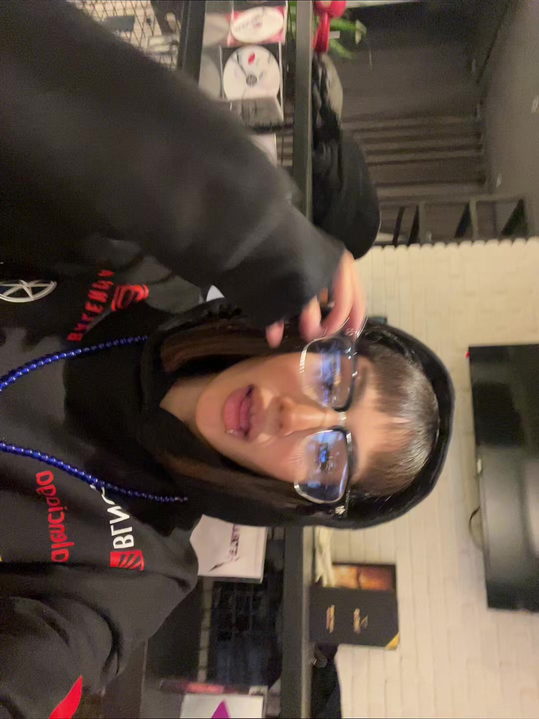 @Mahdiye🧟&zwj;♀️