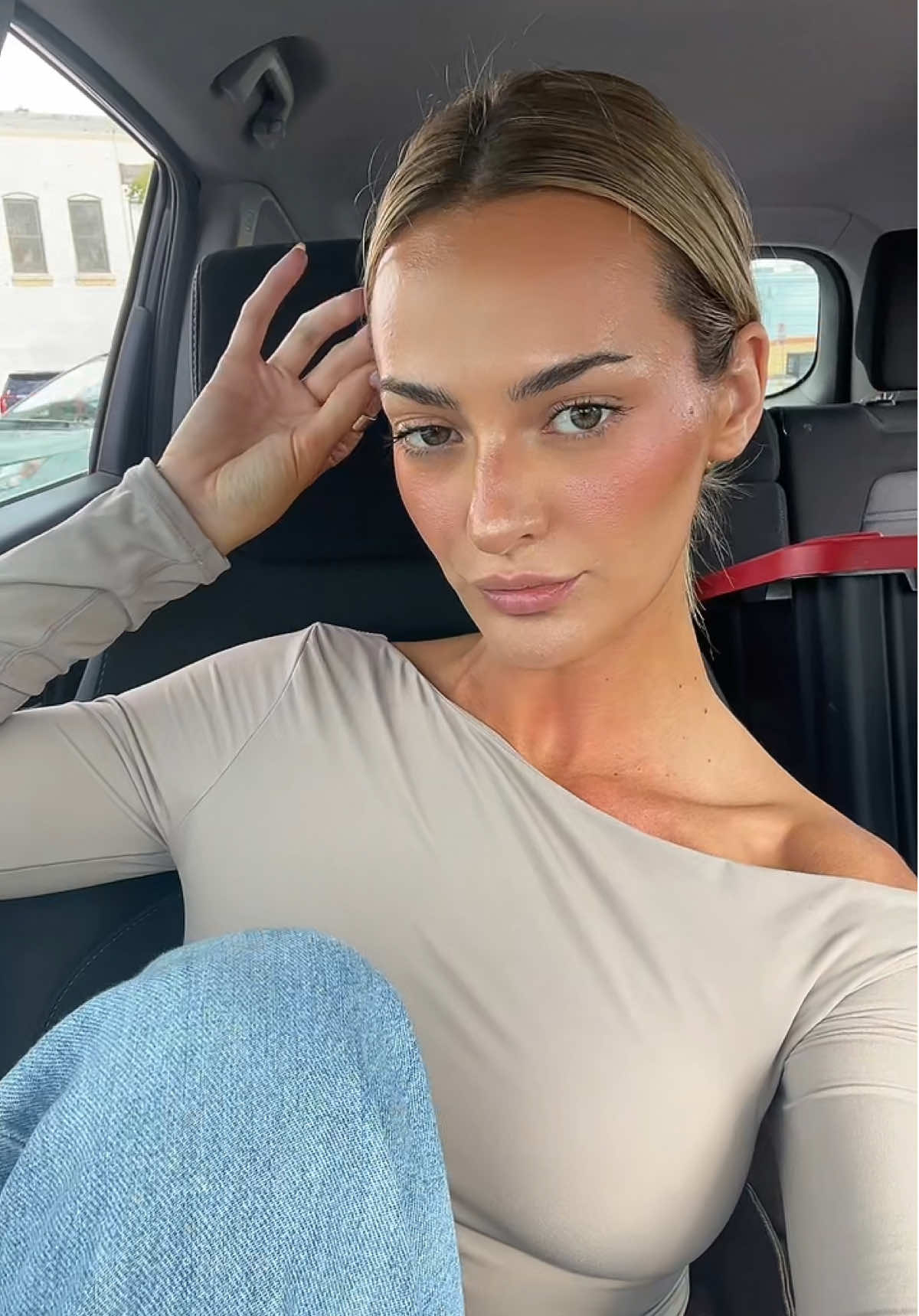 @hollyanna✰