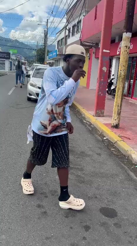 @Black sonsonn🤕🥶🤑💯👉👈
