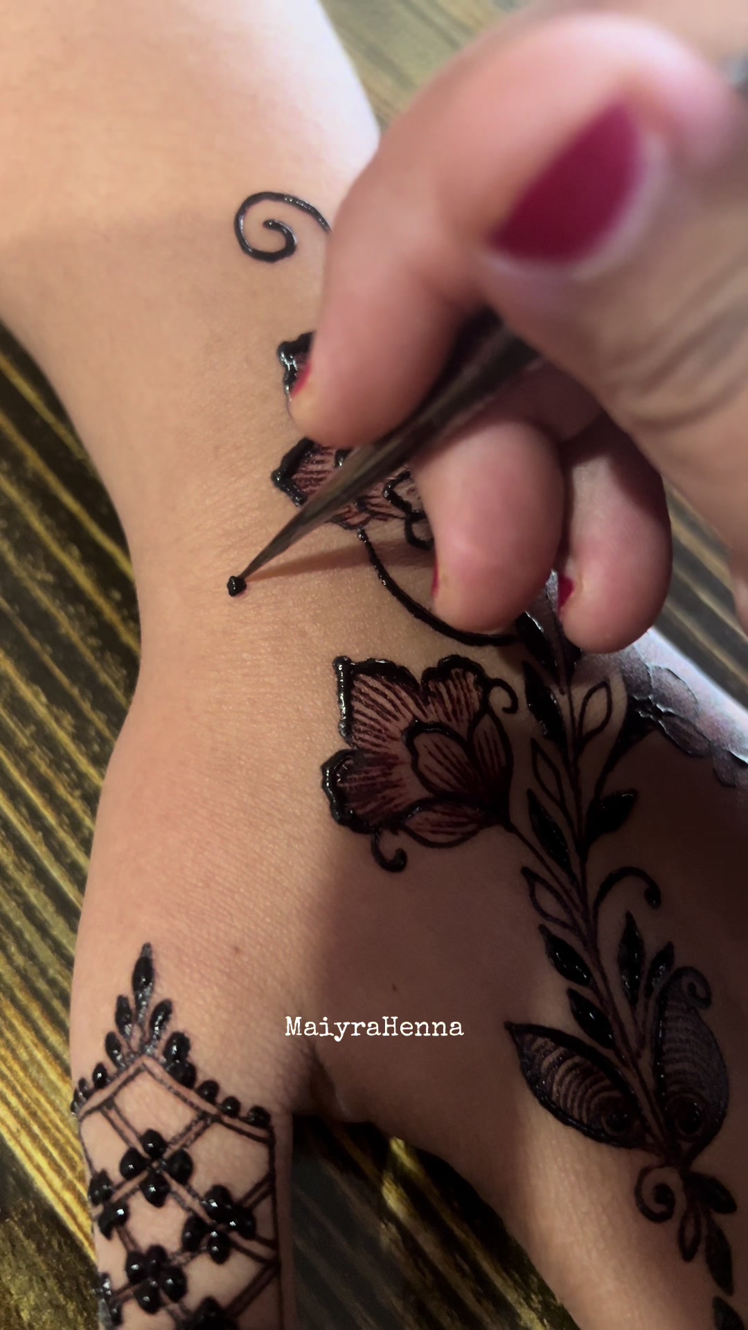 @MaiyraHennaMaiy