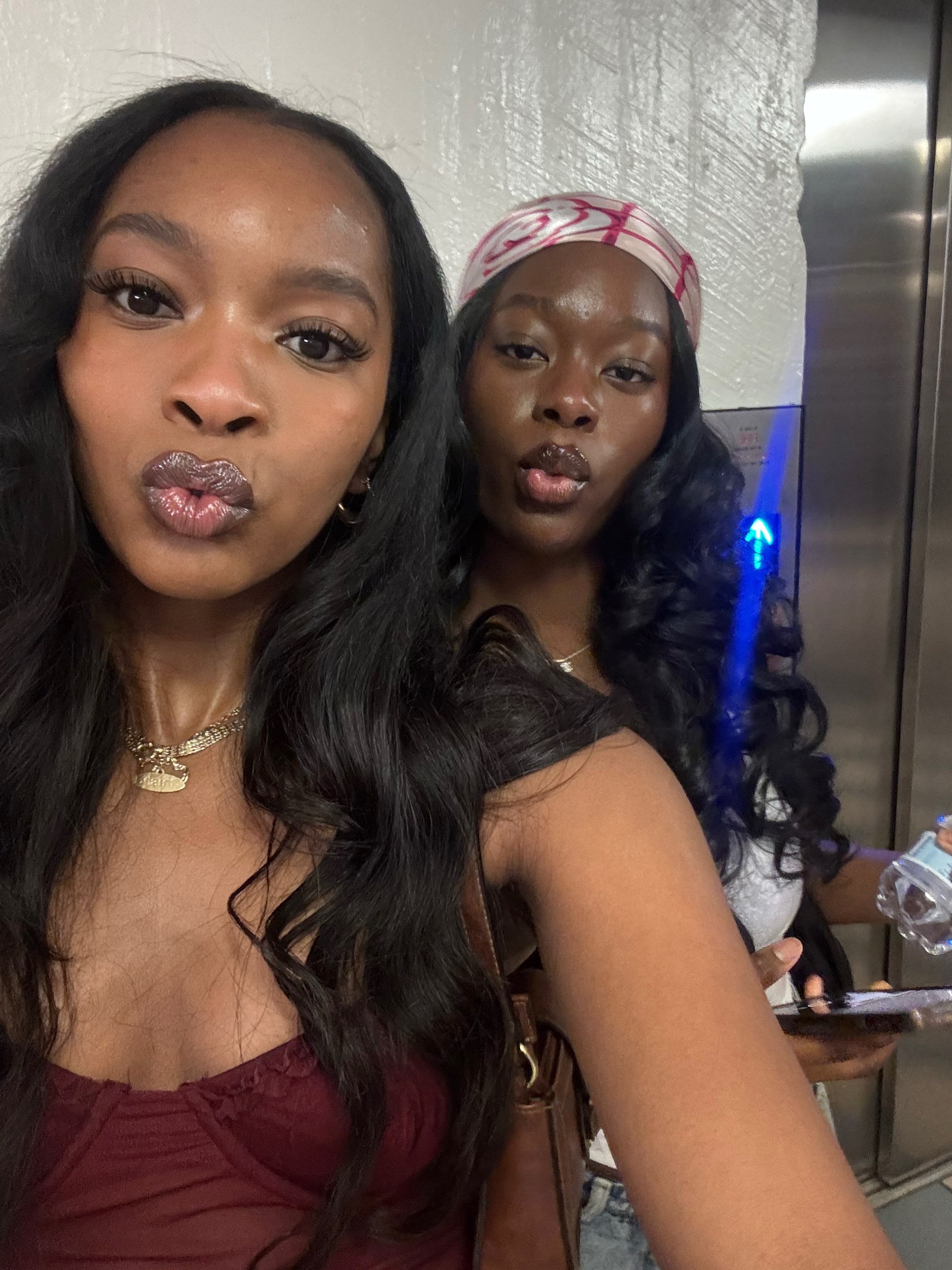 @anishaaniyah