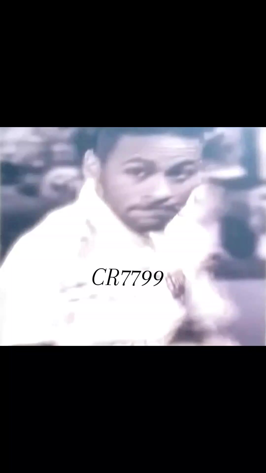 @Cr7799