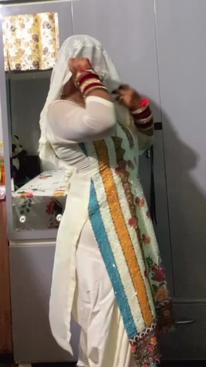 @Miss Komal