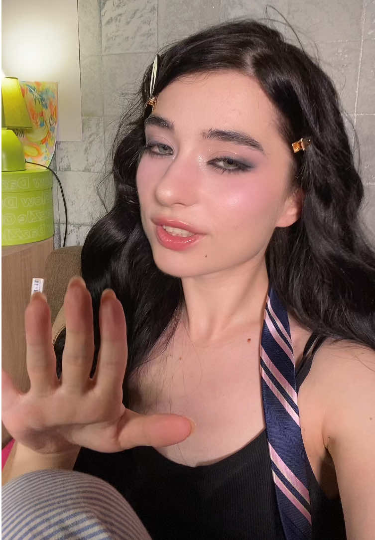 @valeriaveng