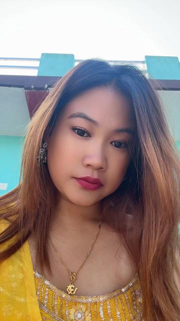 @Pooja🦋