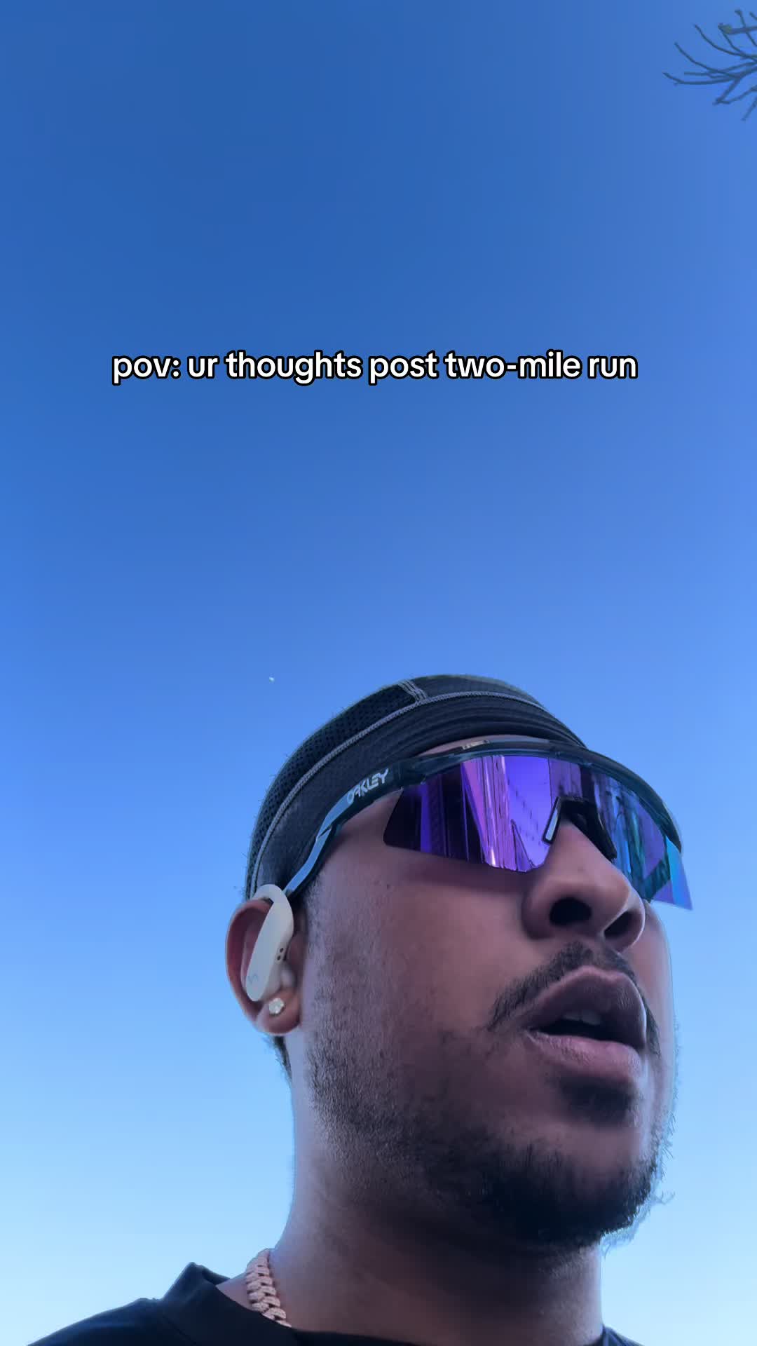@thequis_