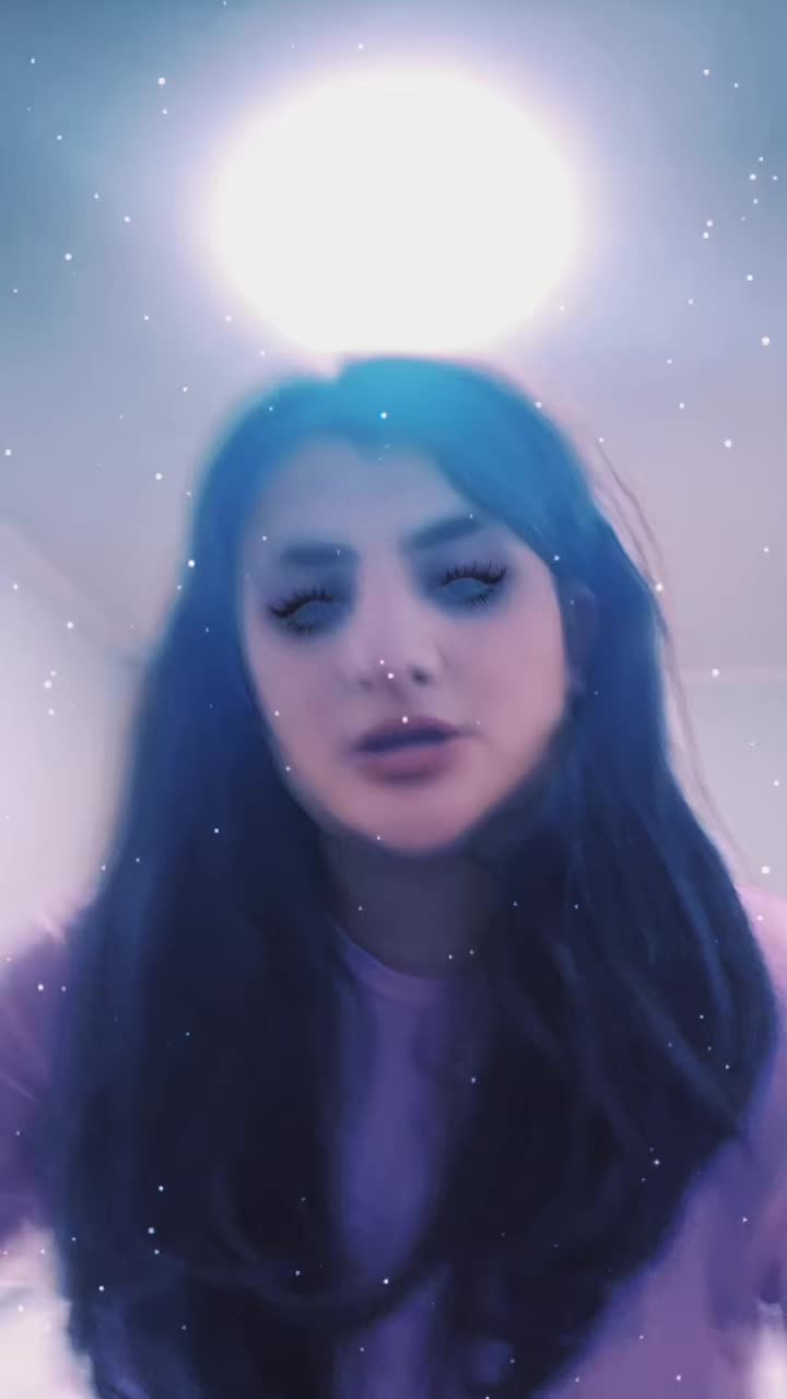 @Bezerzis Christina