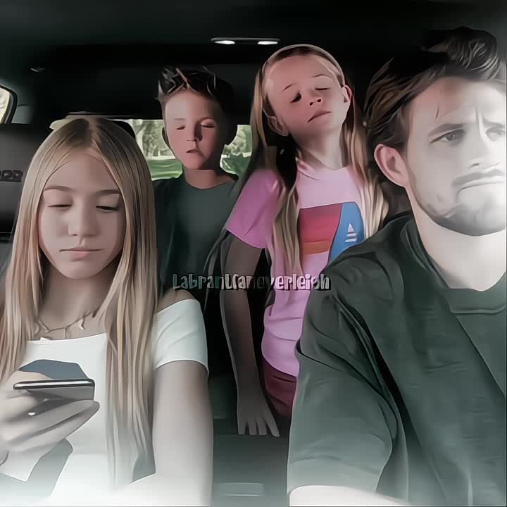 @ℒ𝒾𝓁𝓁𝓎🤍