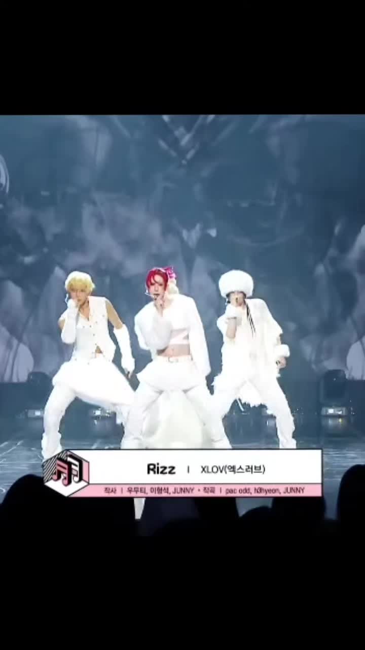 @ATZLVR