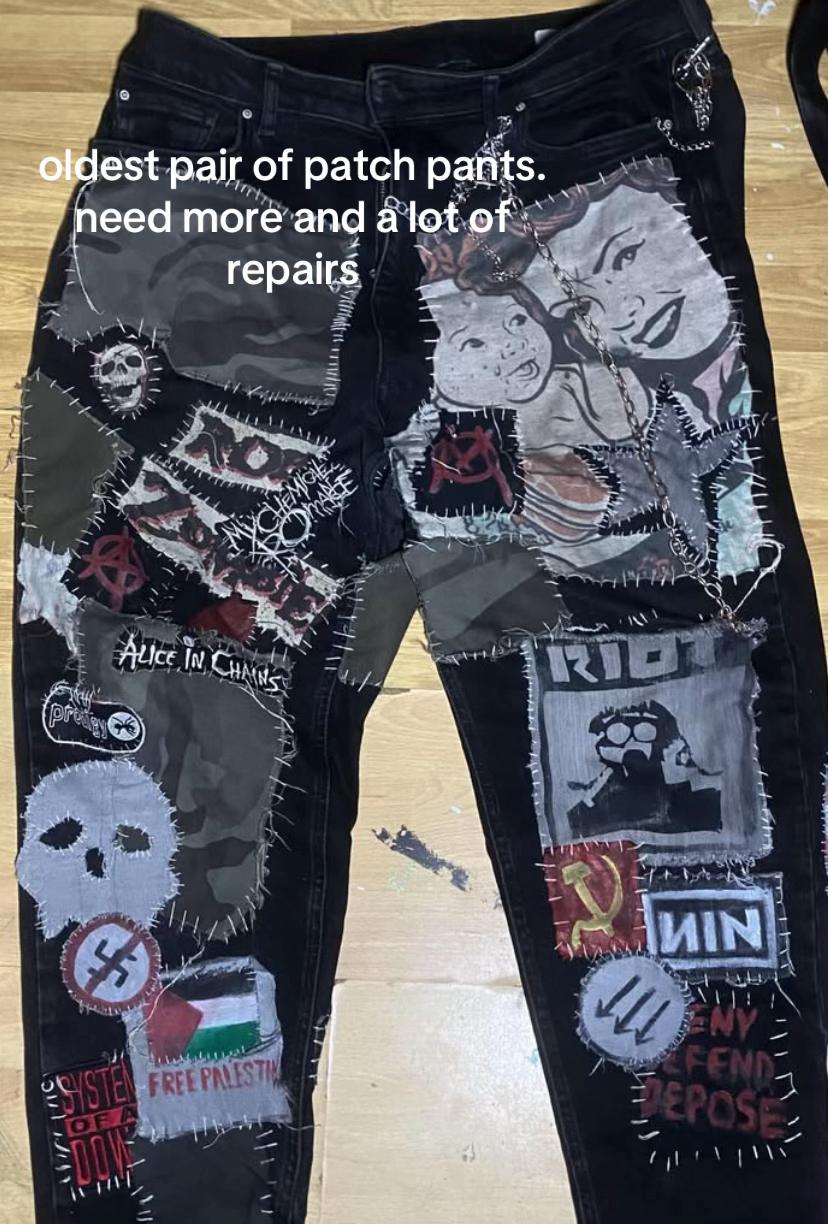 @axel  ☭