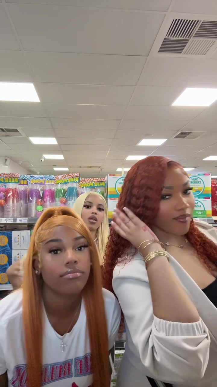 @monique