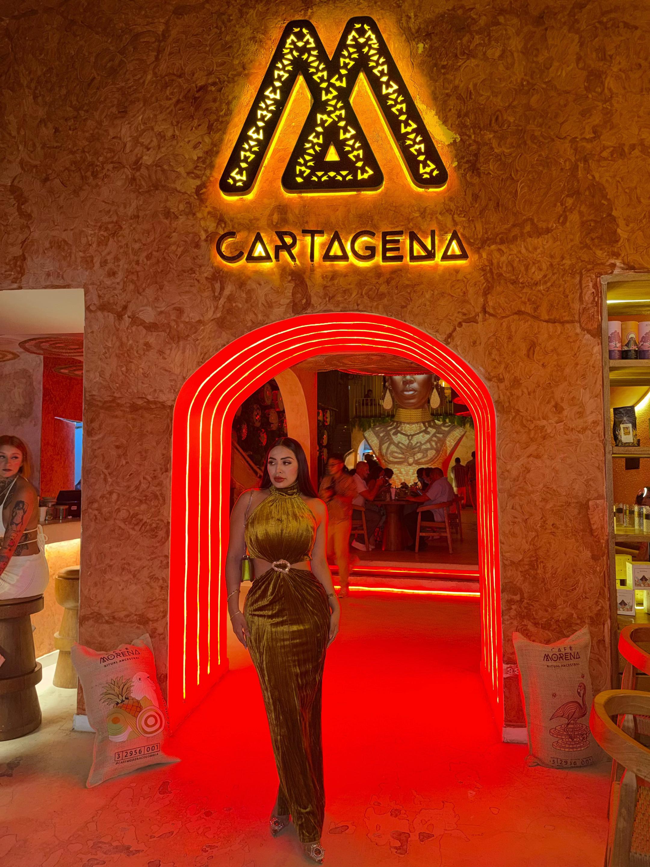 @LAS ZAMBRANOS
