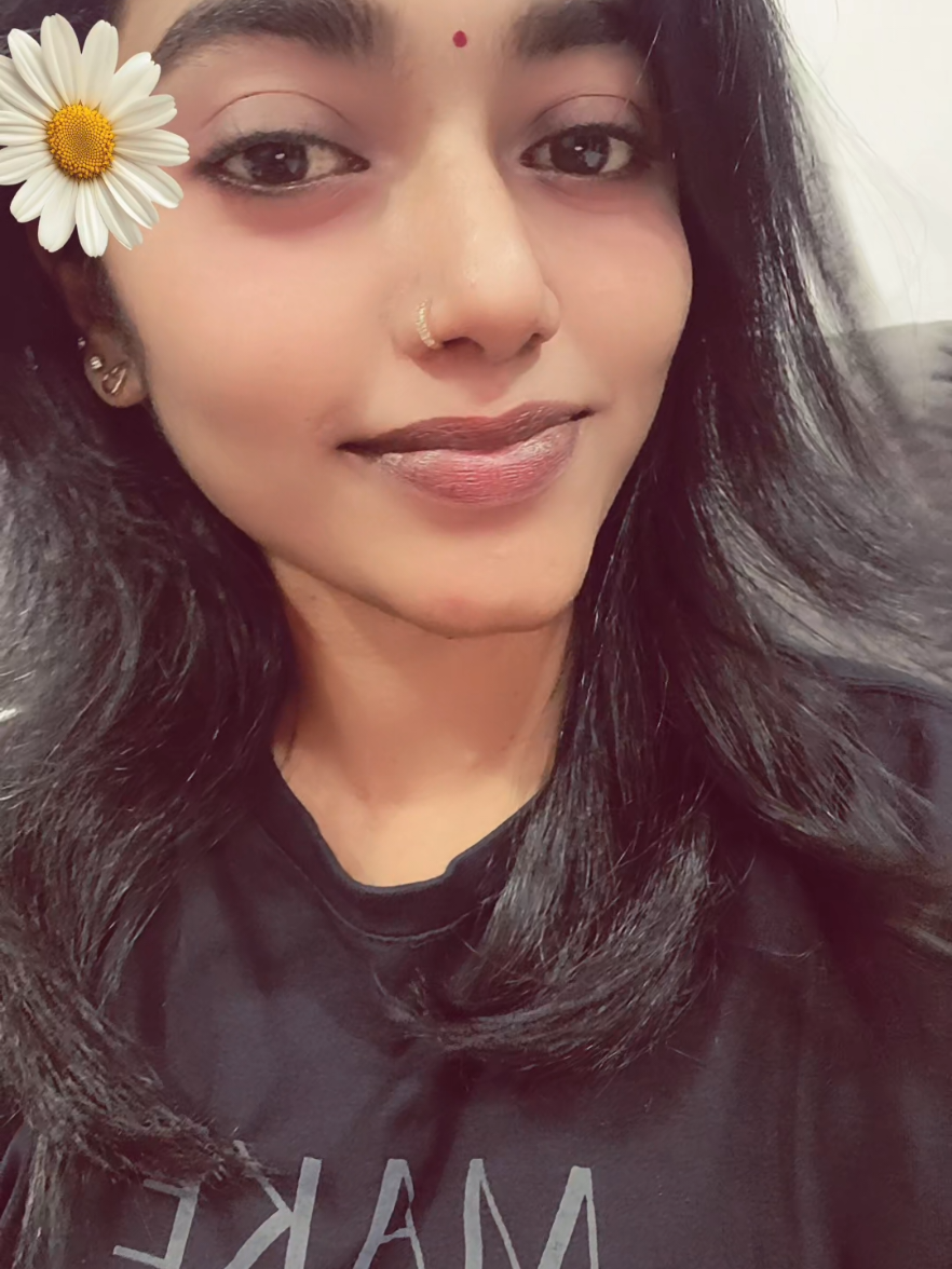 @PRIYA 🌙