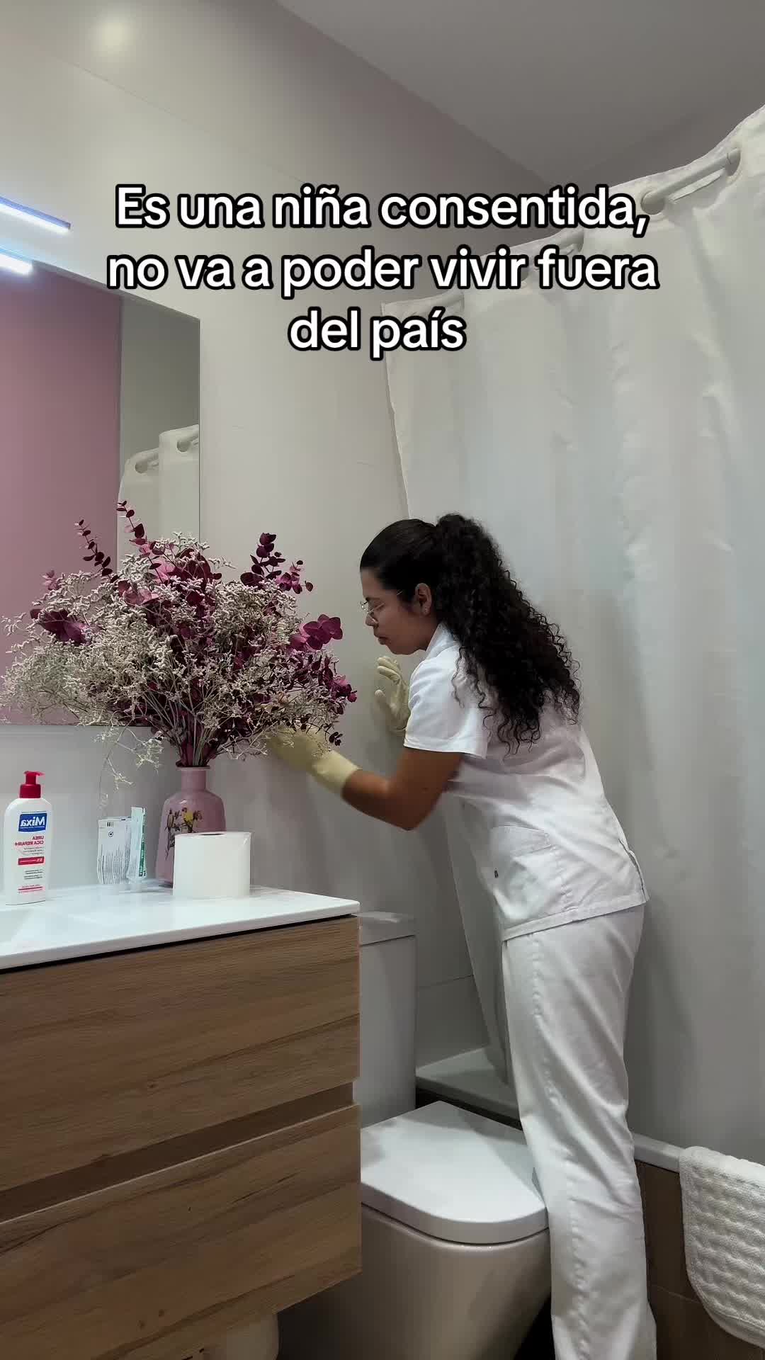 @lizeth_1728_