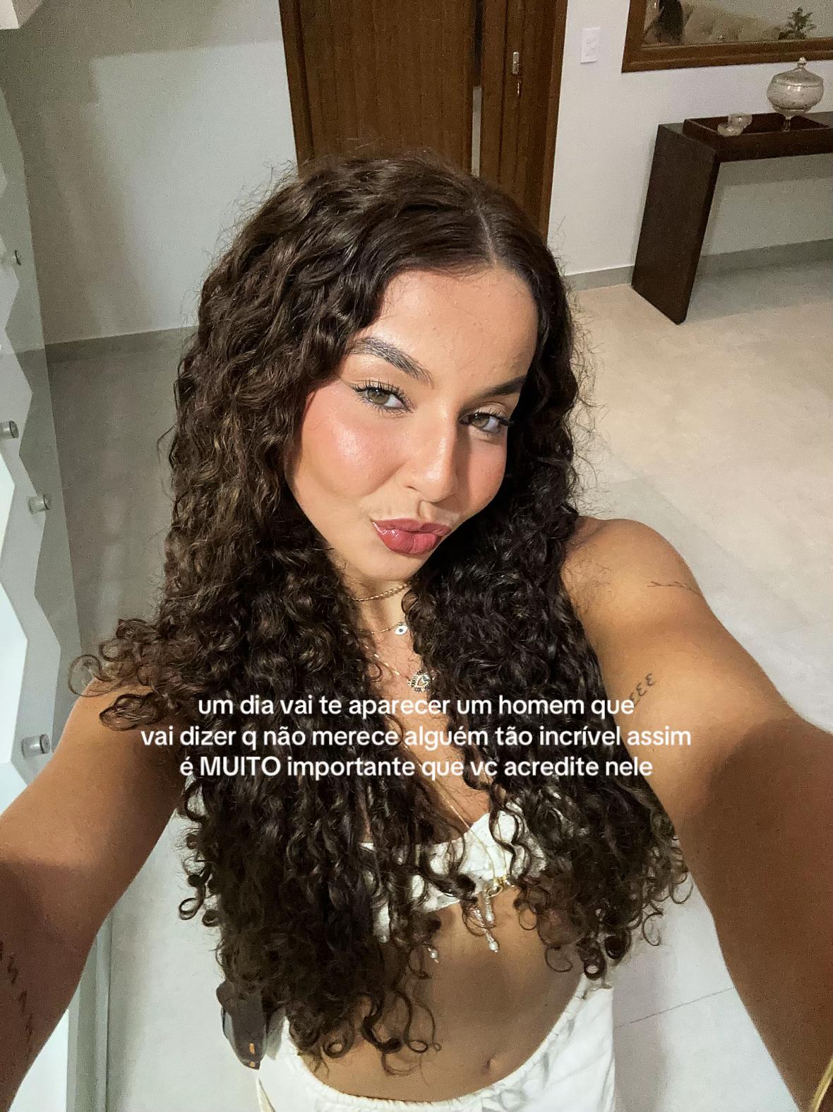 @dailyanaluisinha
