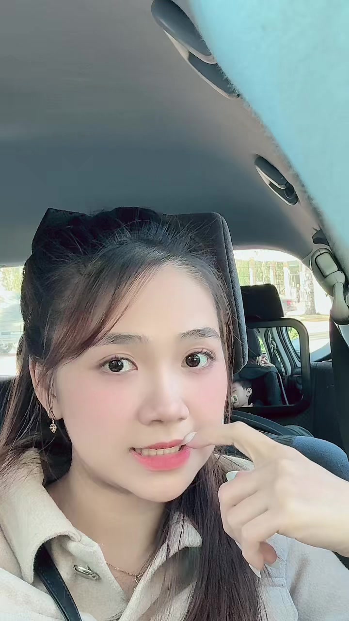 @B&eacute; ba 🇻🇳🇫🇮