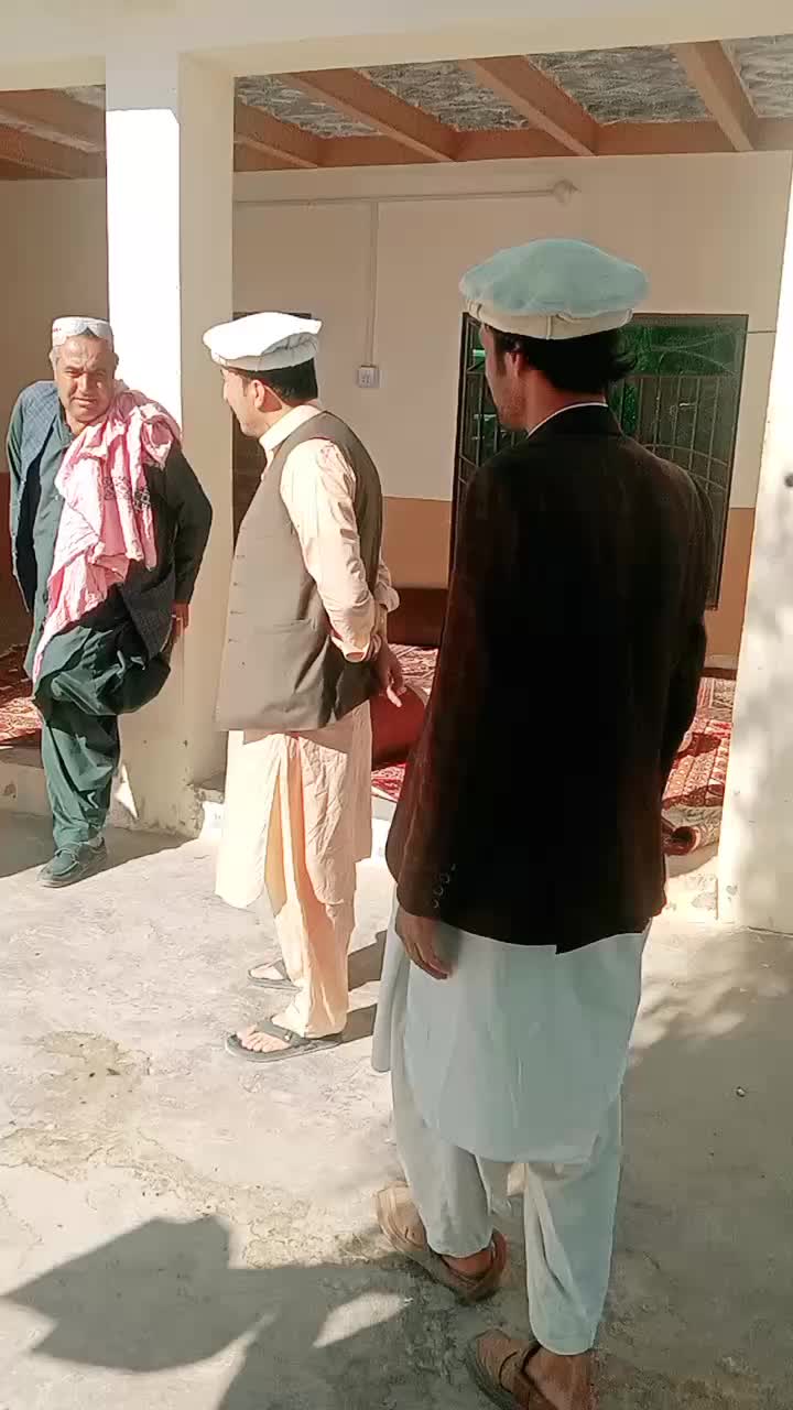 @izatullah2800