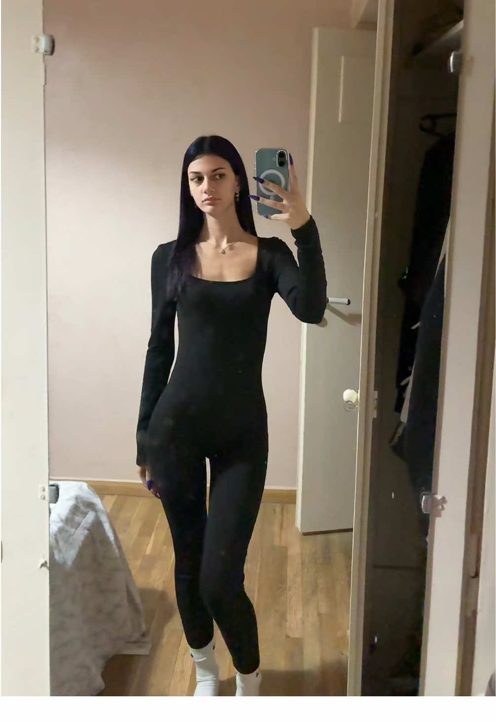 @v9