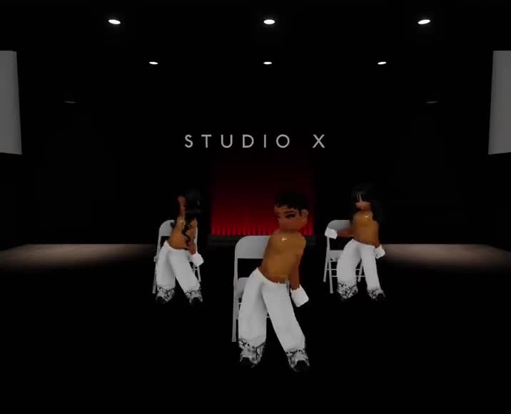@Studio X 🩵💛