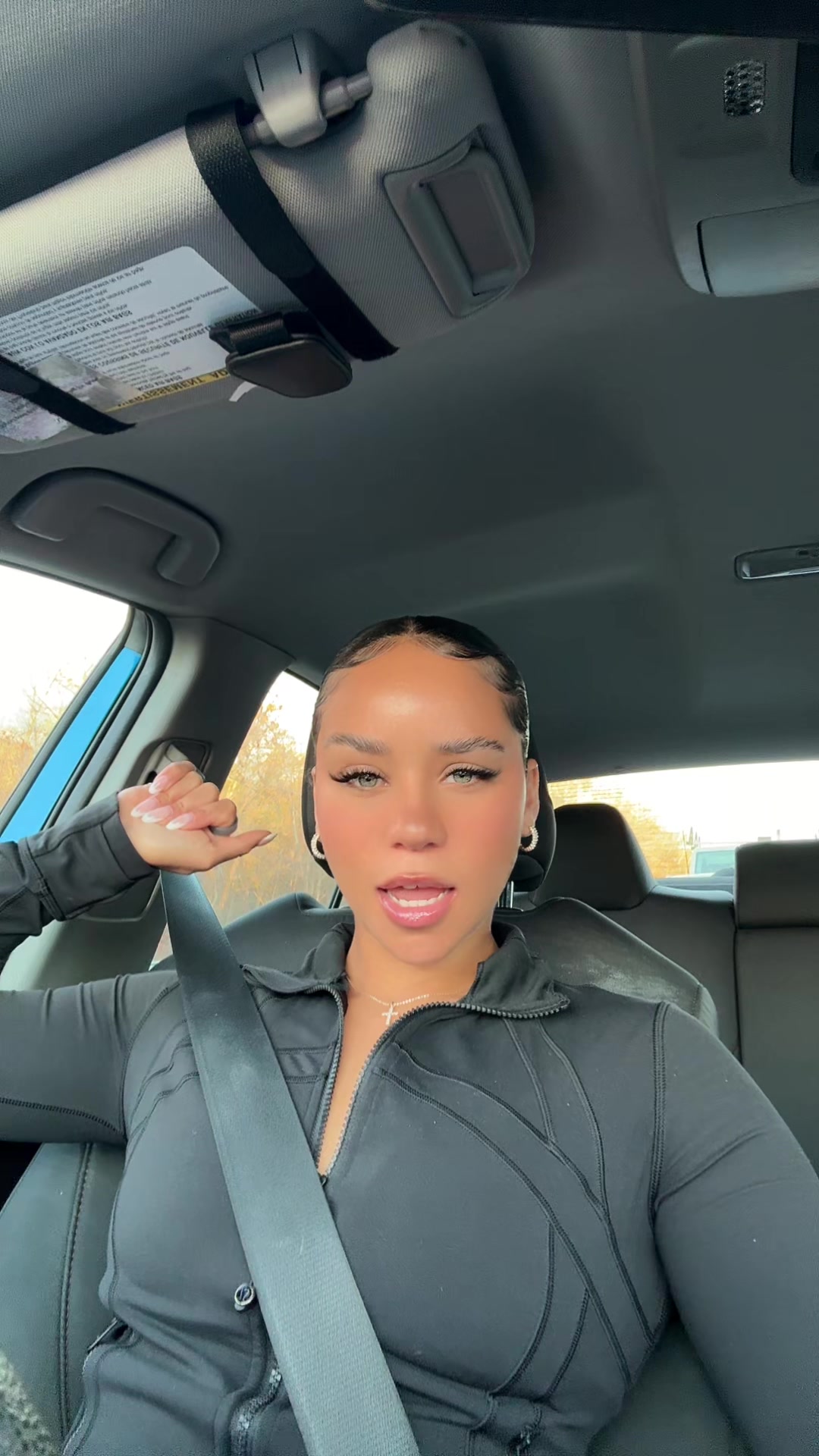 @HailieAlexys