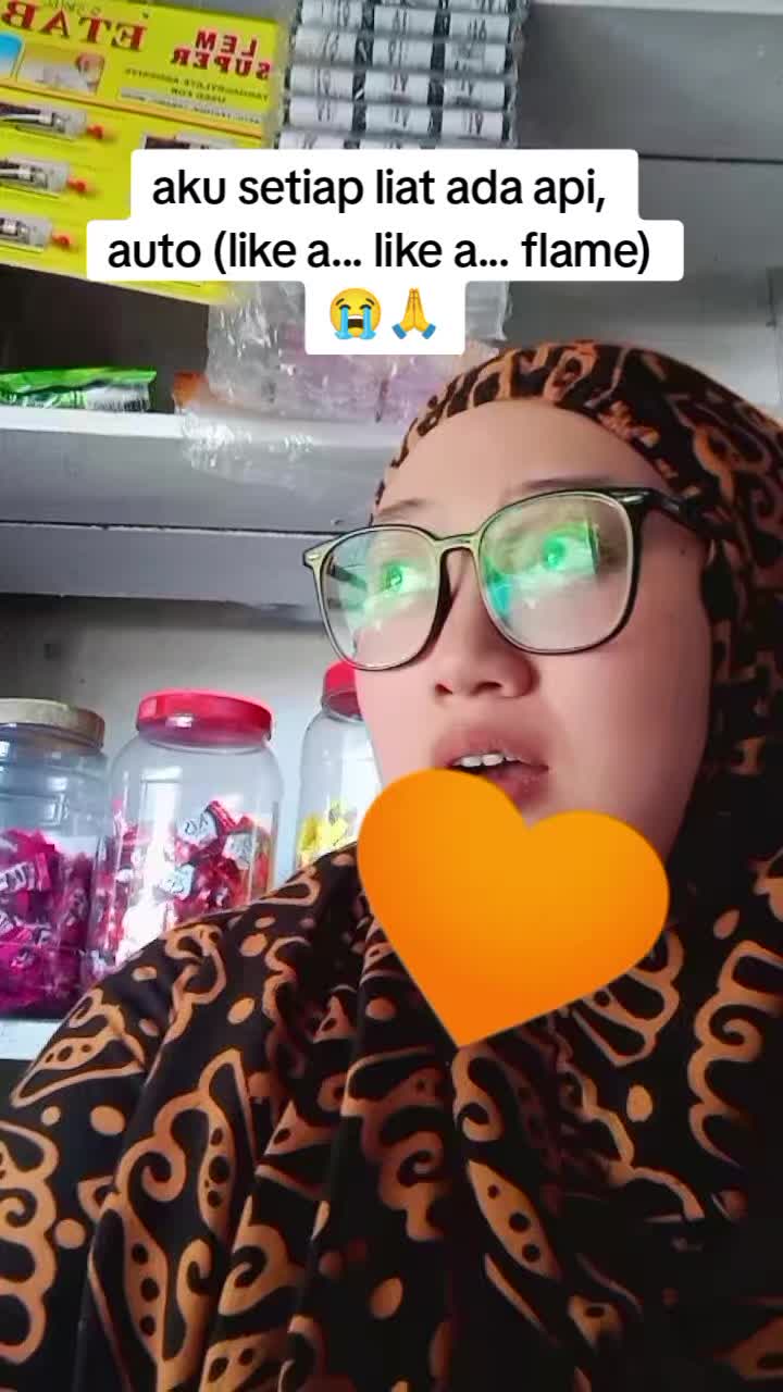 @Tia 🥸