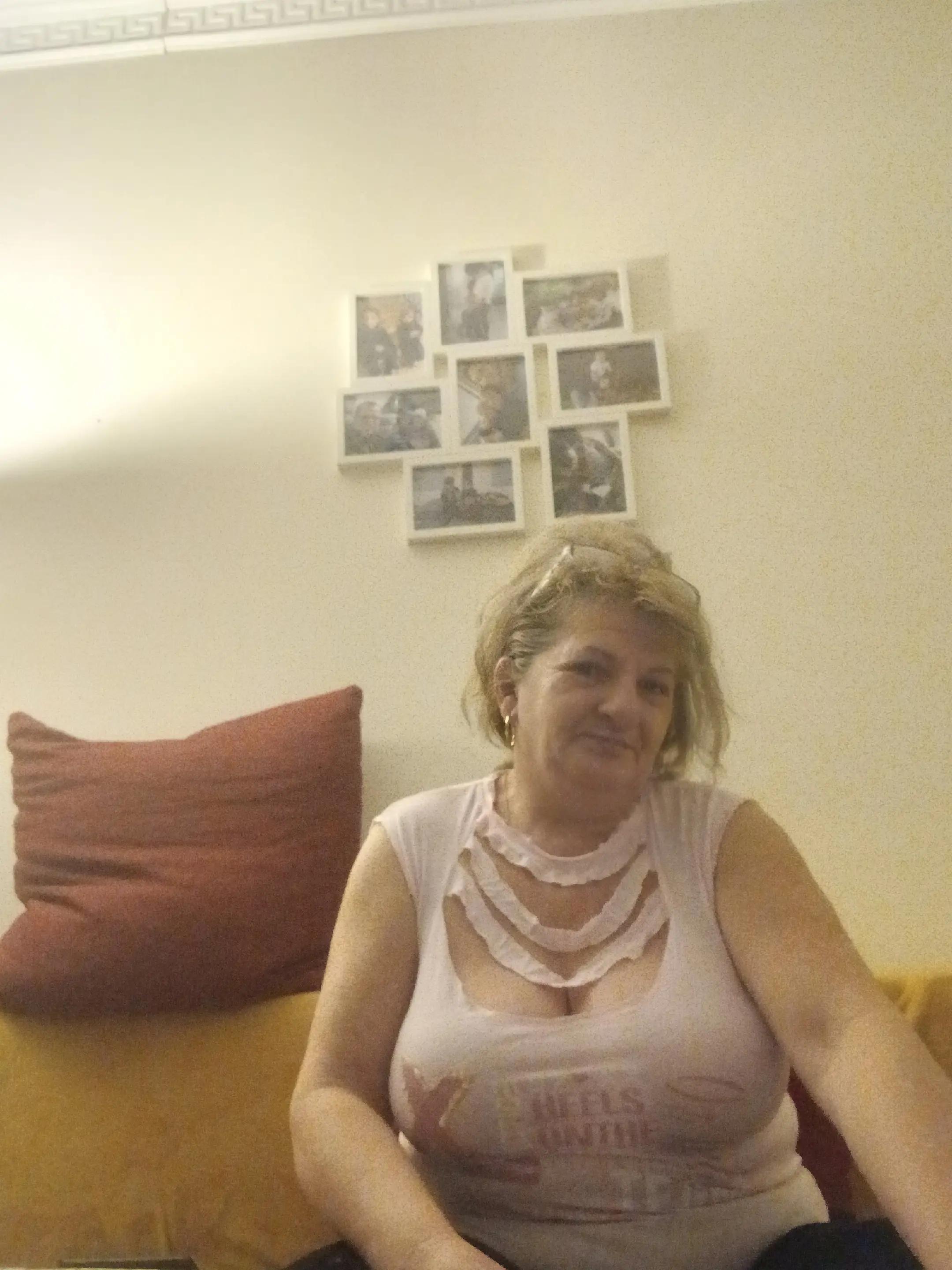 @Ela Geama
