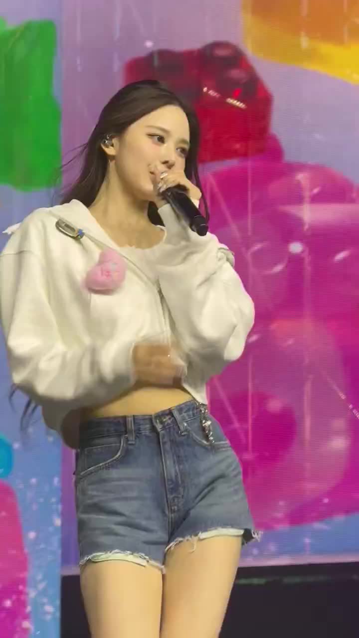 @🧸