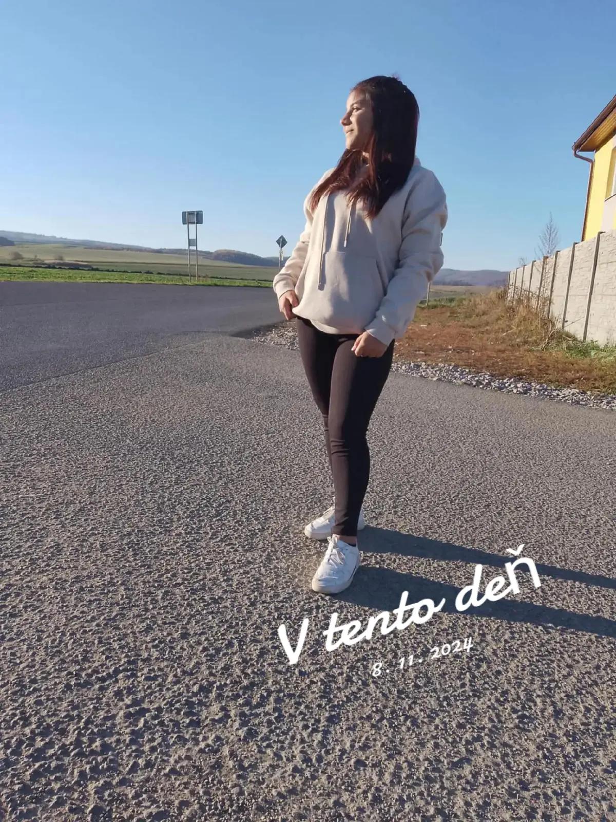 @Lenka🤍
