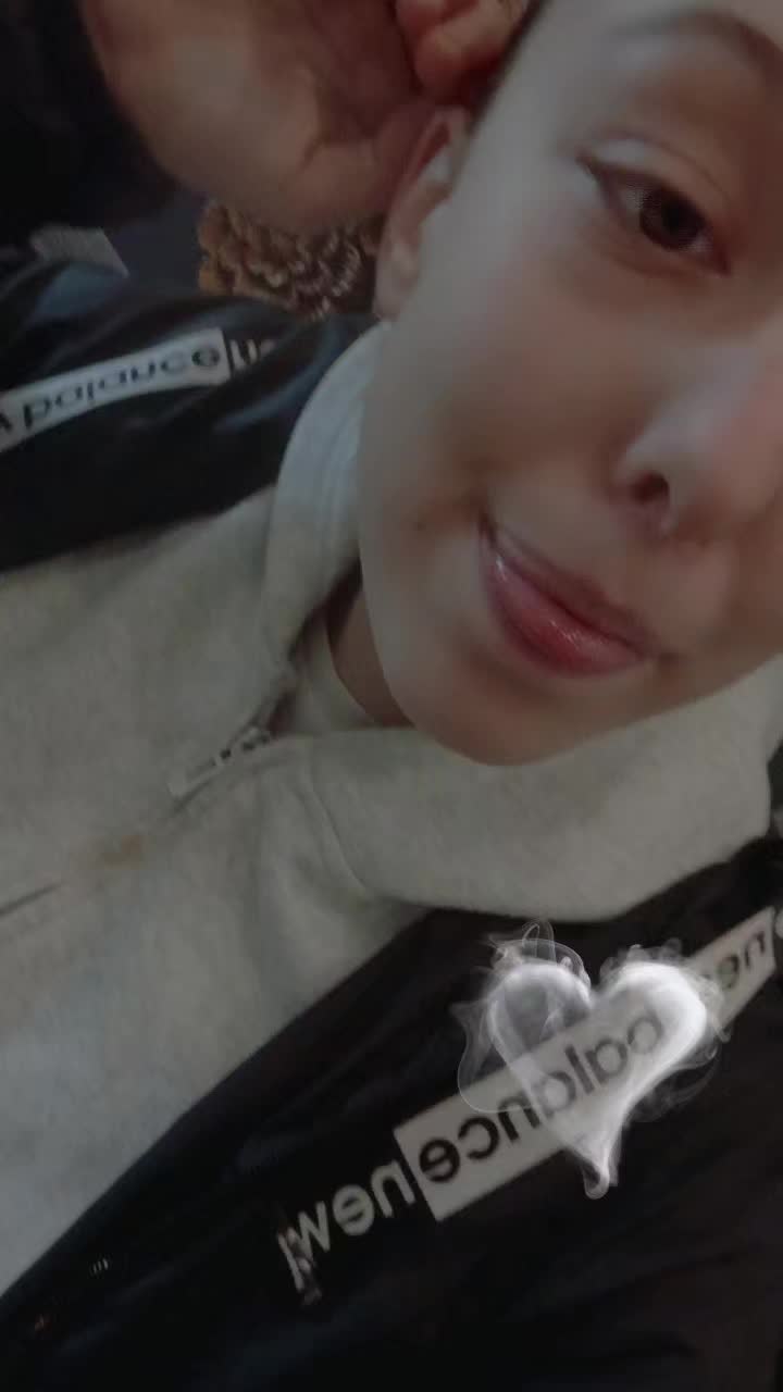 @Bella