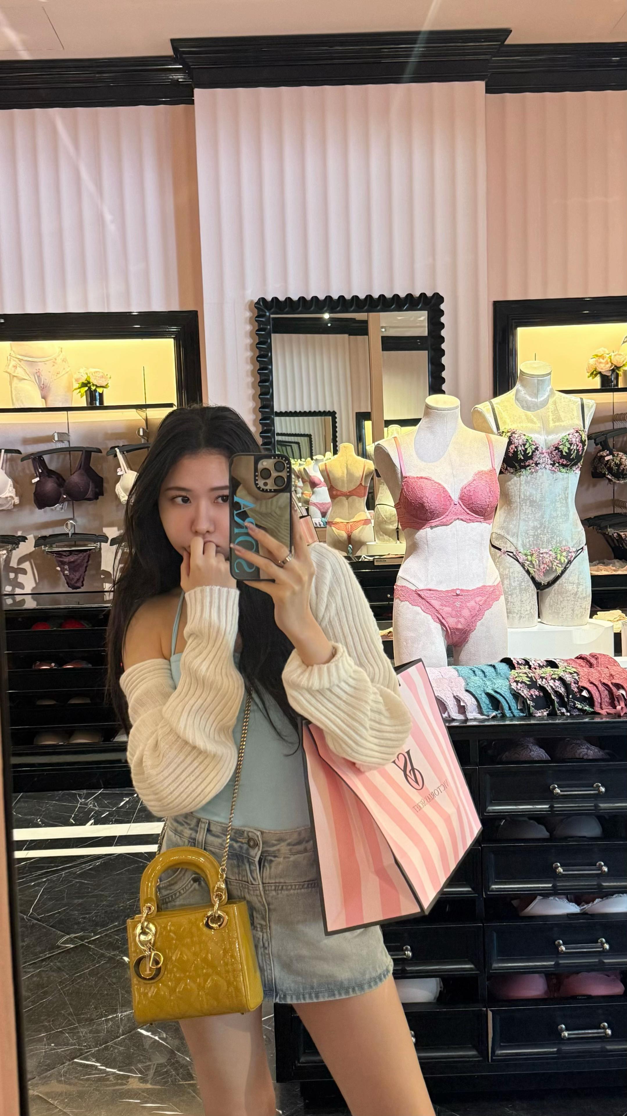 @Arisosoo