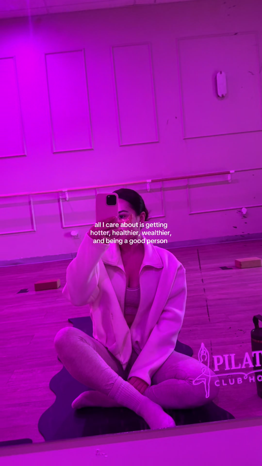 @Vanessa Edith✨