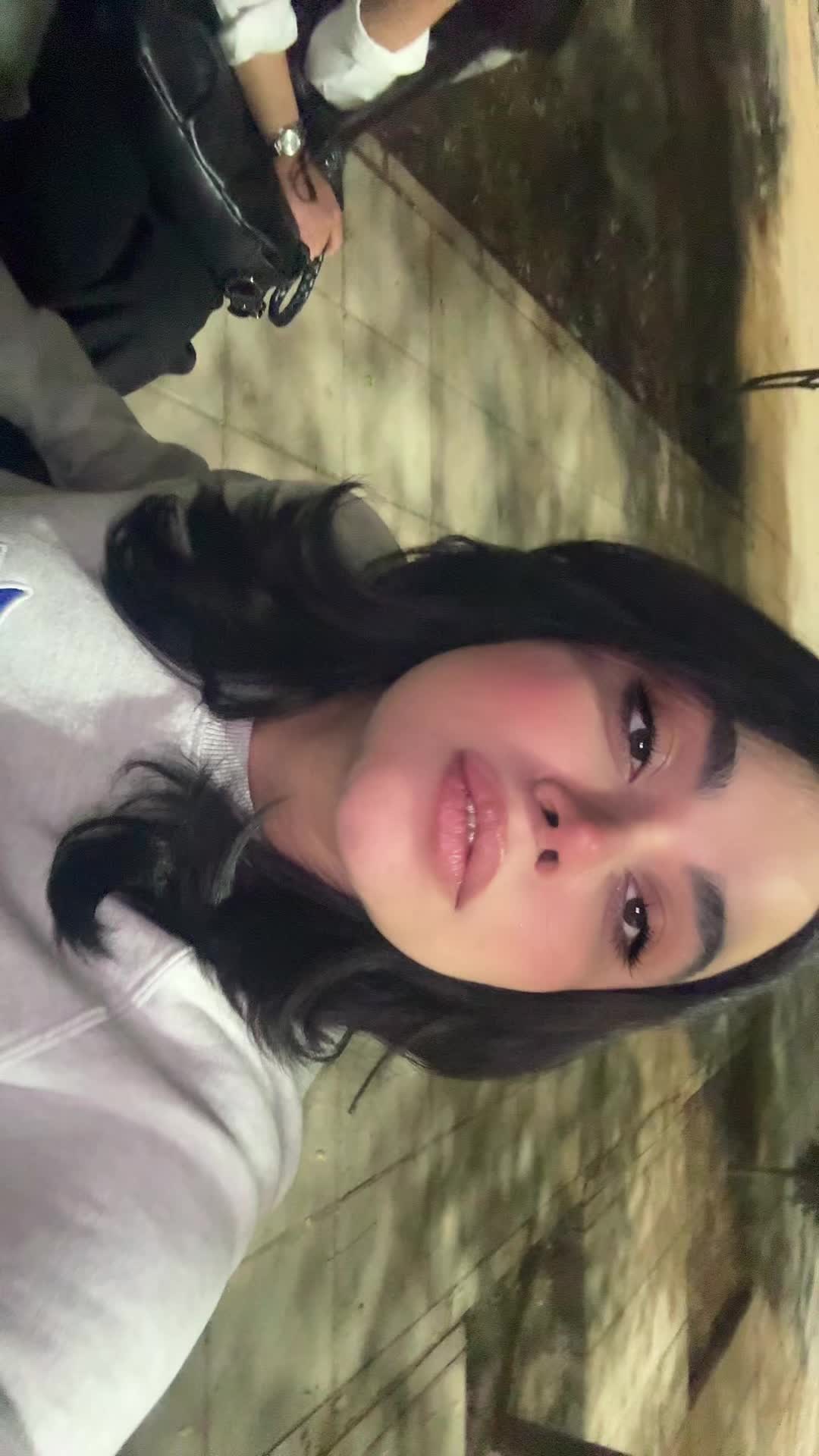 @Maryam Rezaeipor