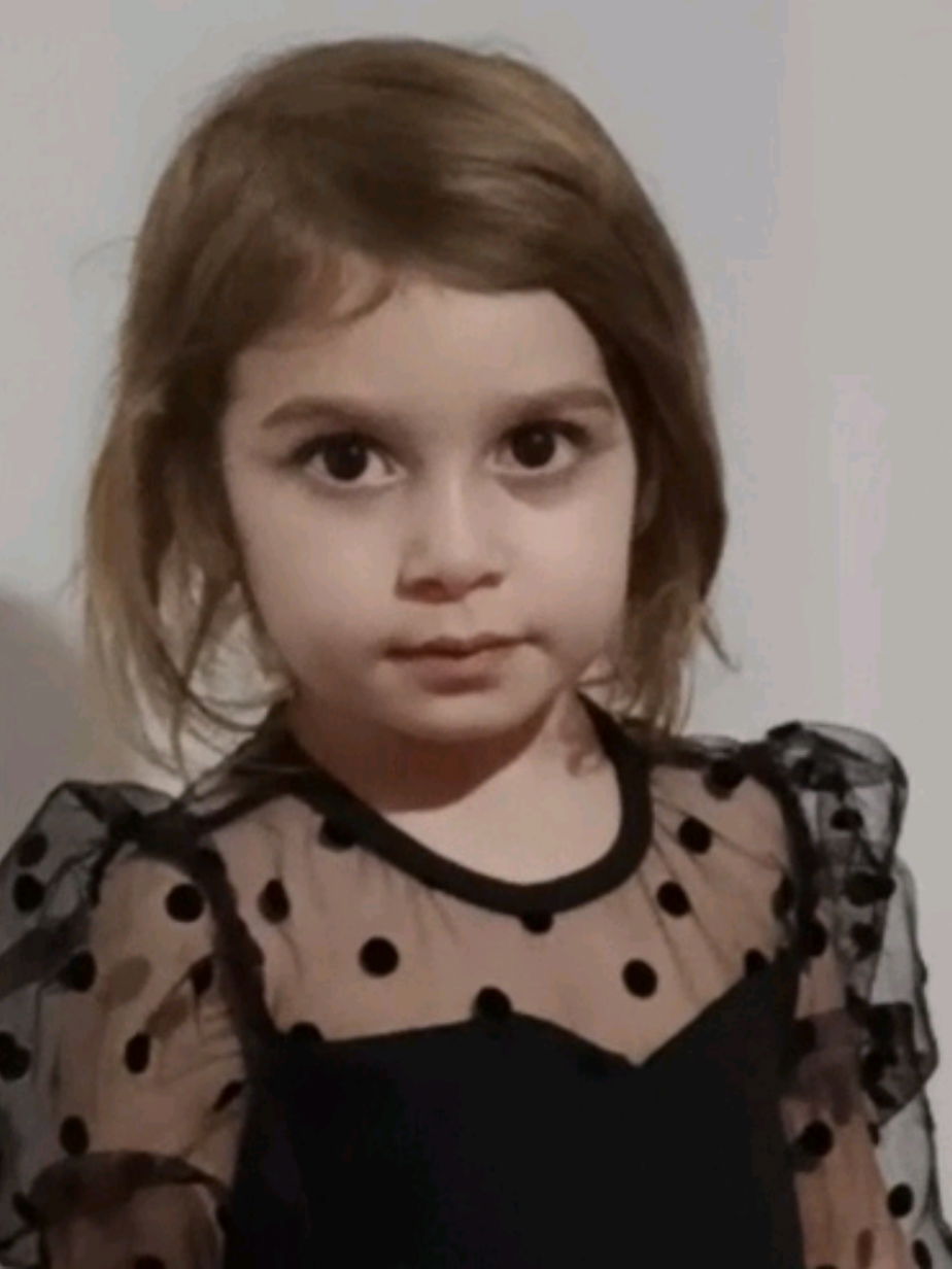 @Valeria Nefertiri