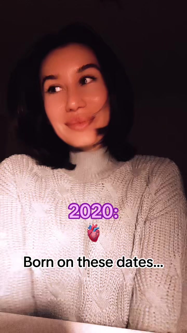 @_cosmic_influencer_