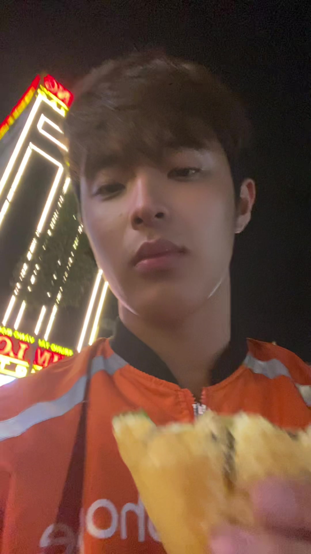 @Th&agrave;nh Ng&aacute;o Tony TV