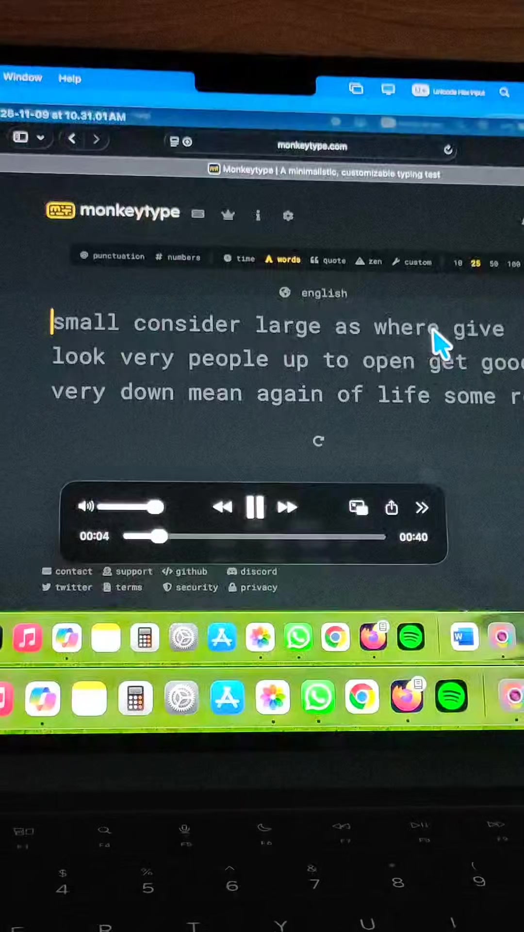 @AnkuR🐻&zwj;❄