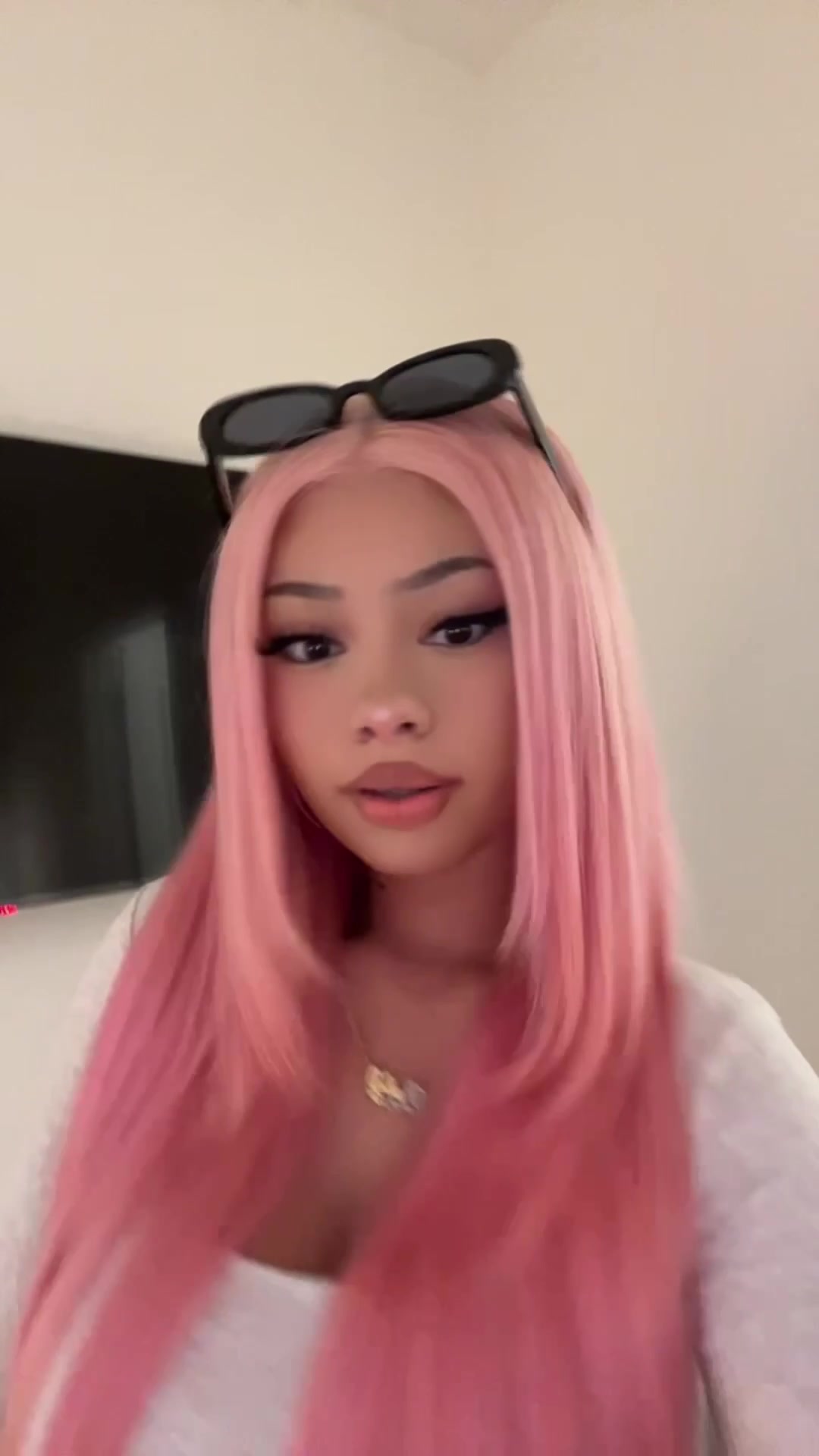 Ruby2smooth ruby (@shakabraaaah) - Urlebird