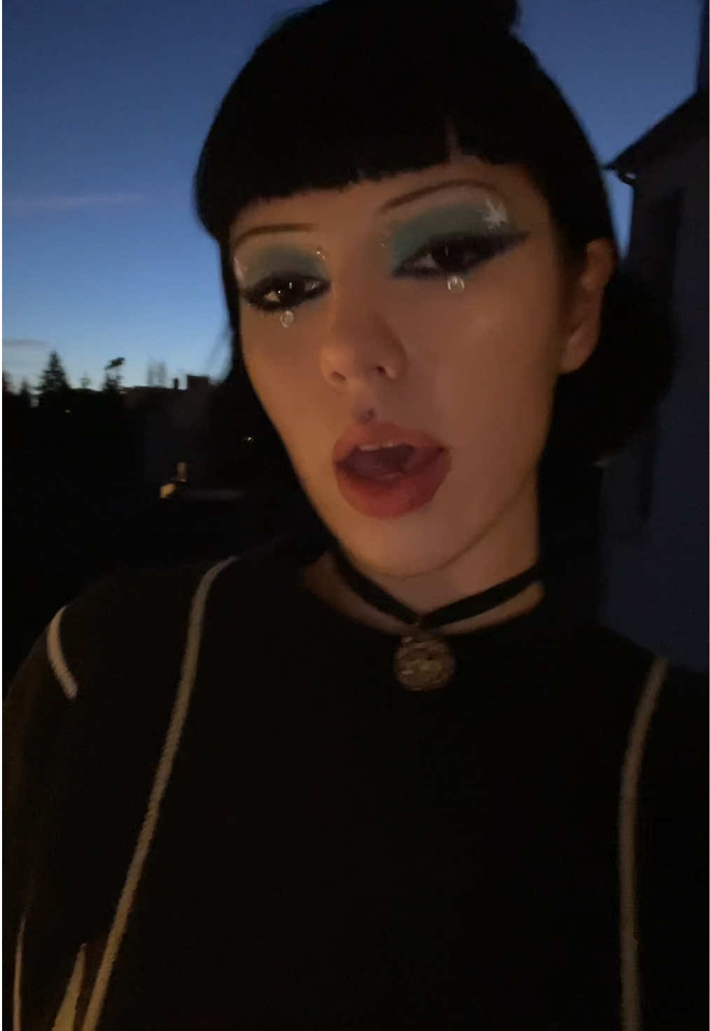@Julia 🩴🫦