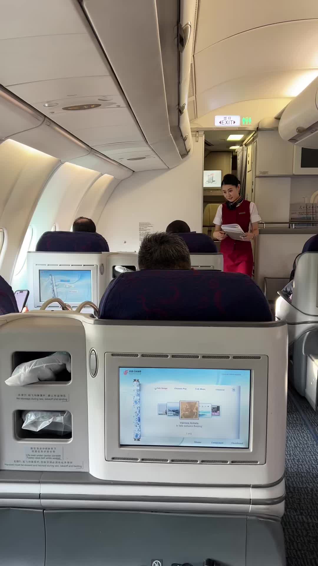@عثمان  الملحم ✈️💳