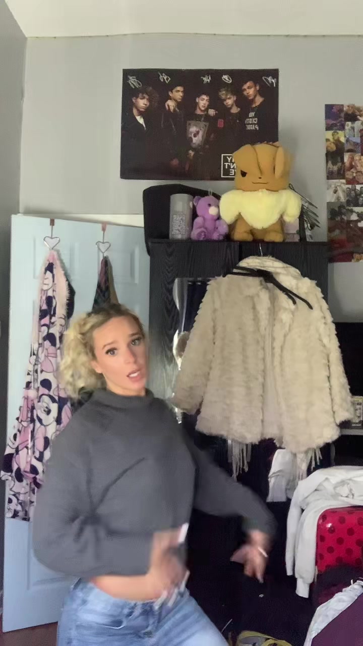 @Abi<3