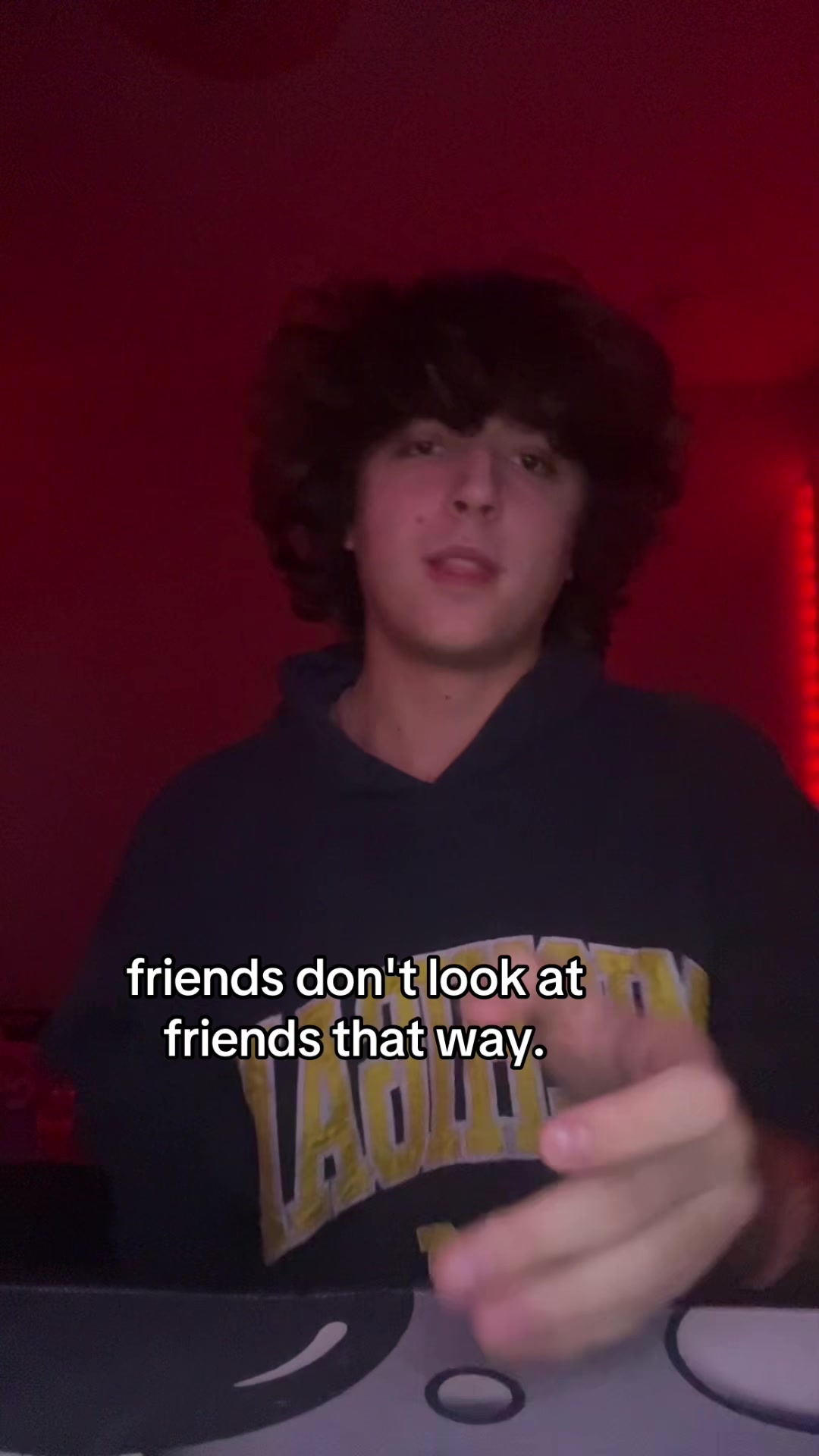 @T