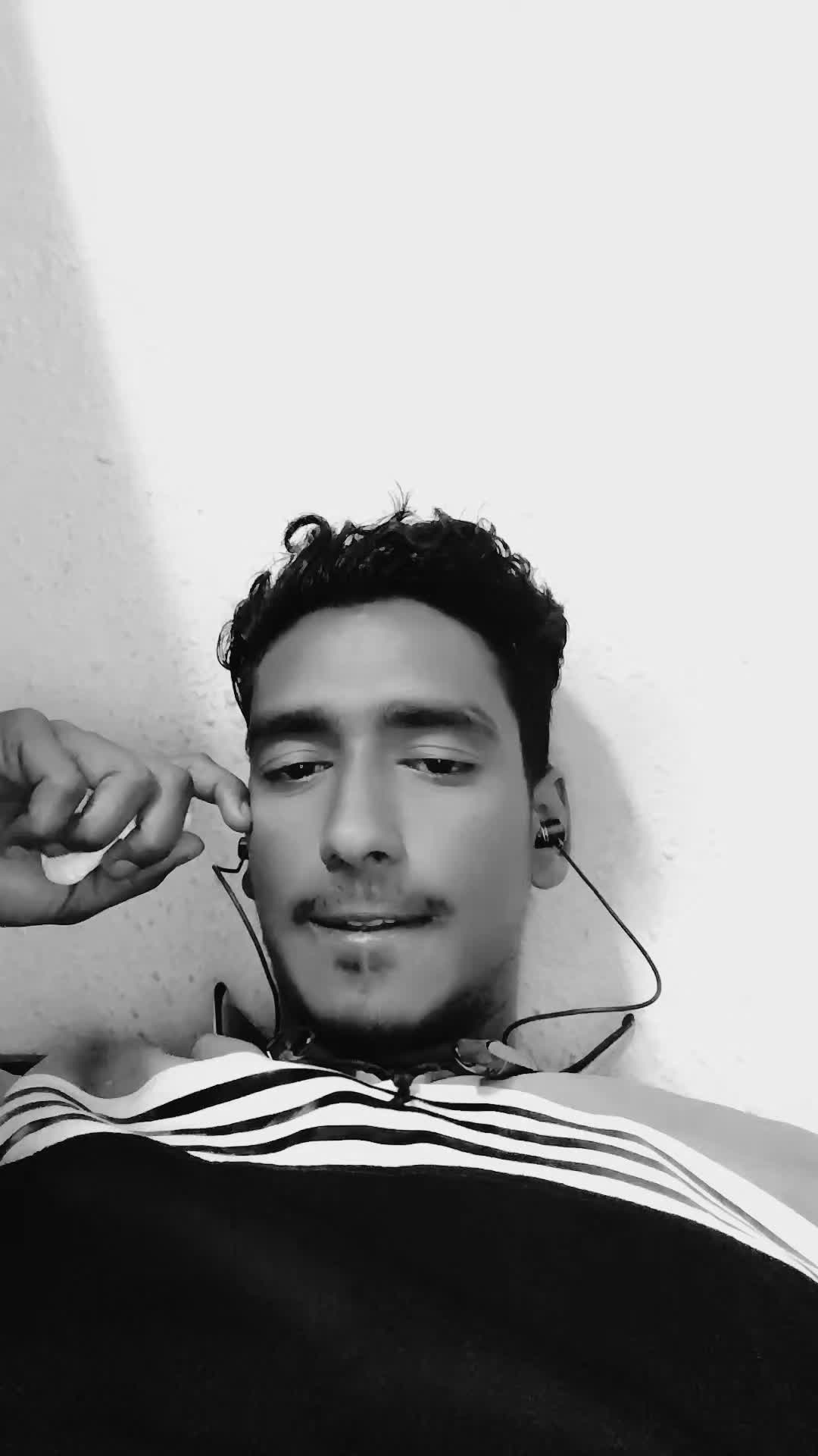 @MD🤔 Emon 🇸🇦❤️